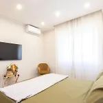 בית נופש Nael's House סורנטו